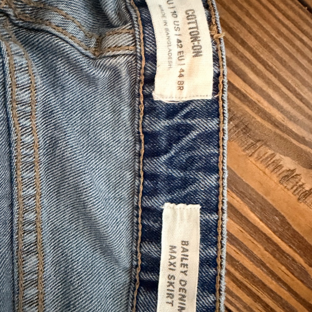 Cotton On Mid Blue Denim Skirt with Front Slit - Picture 2 of 2